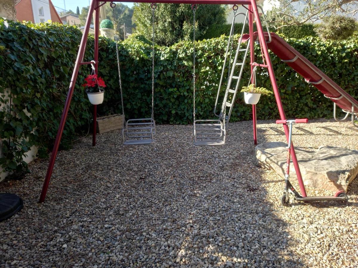 Casa Acogedora Familiar Con Piscina Pallejá מראה חיצוני תמונה