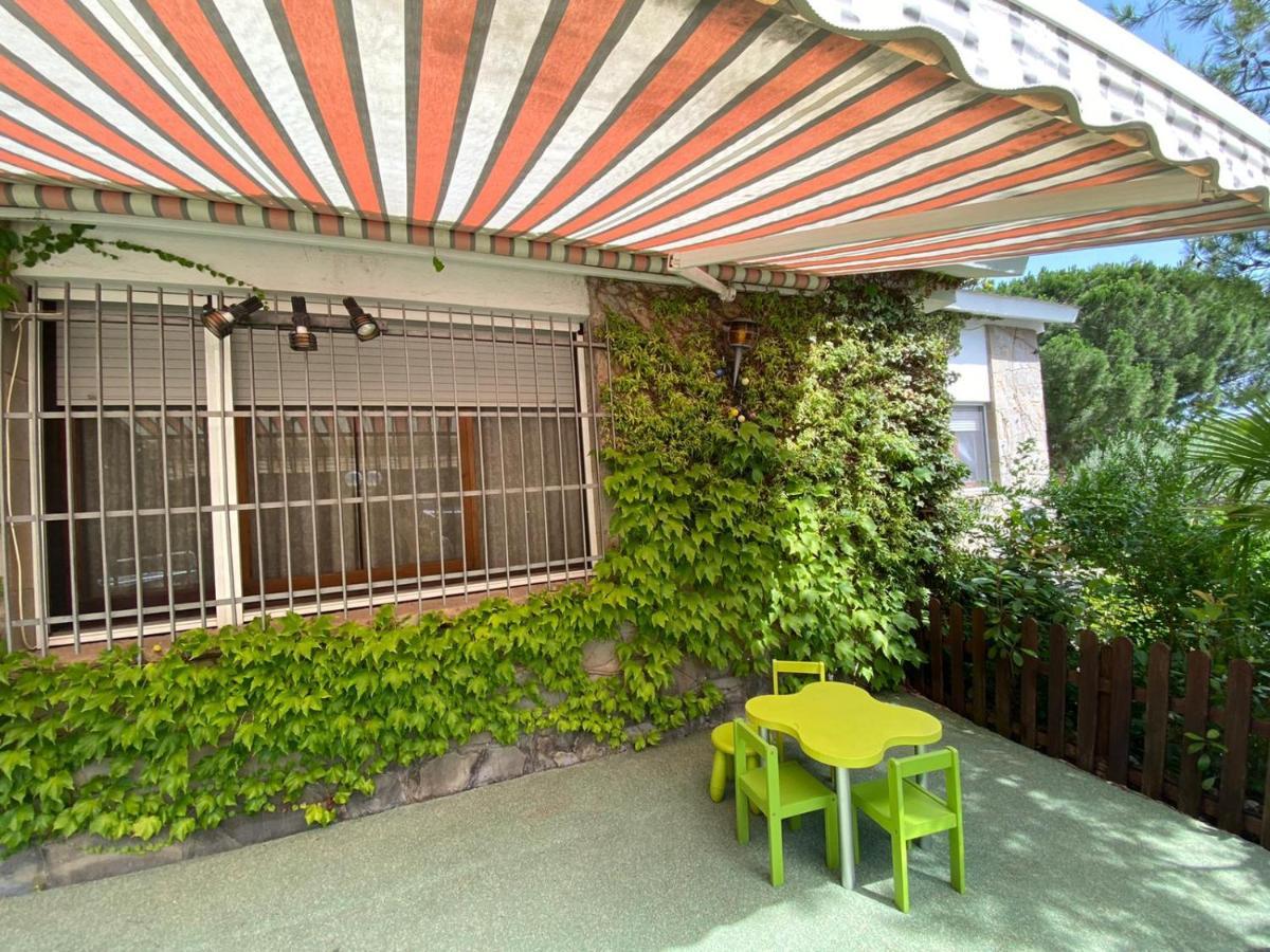 Casa Acogedora Familiar Con Piscina Pallejá מראה חיצוני תמונה