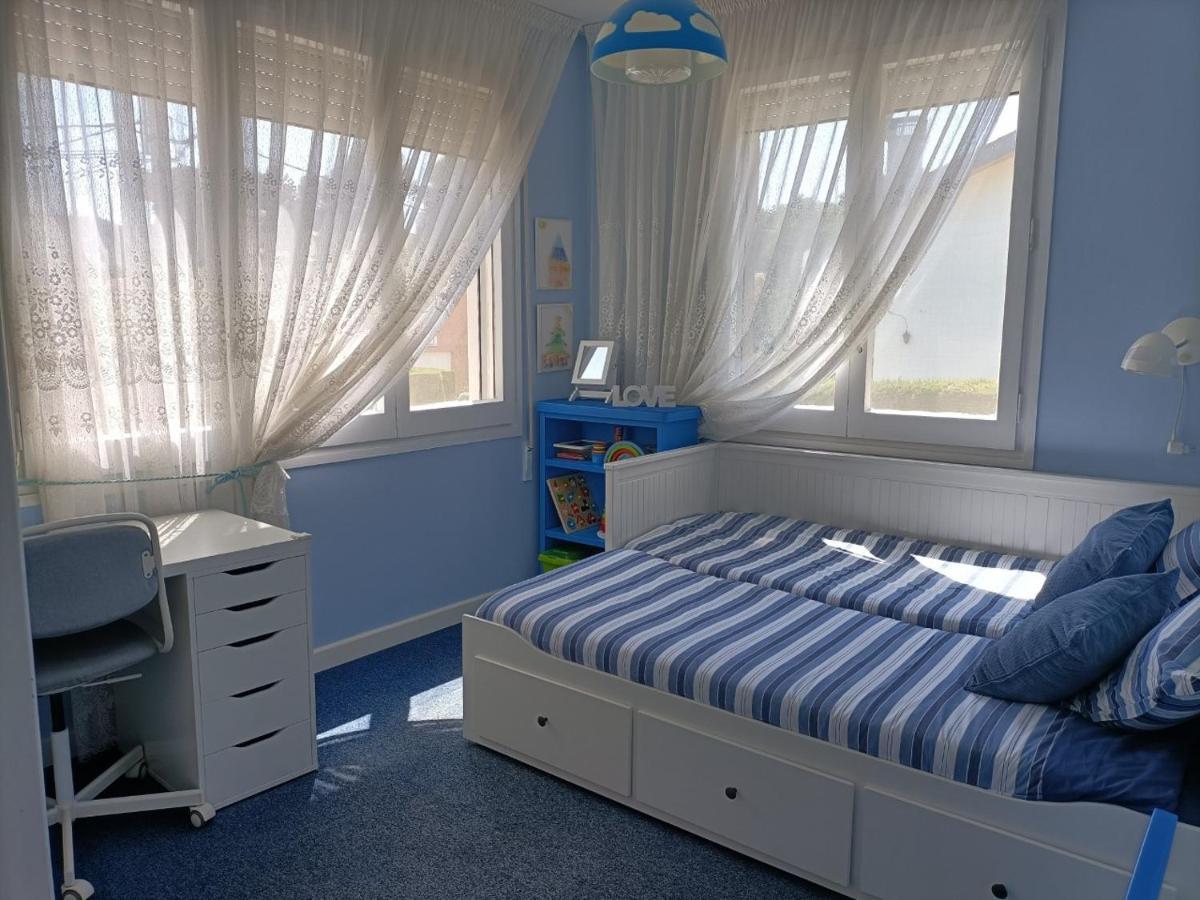 הוילה Pallejá Casa Acogedora Familiar Con Piscina מראה חיצוני תמונה