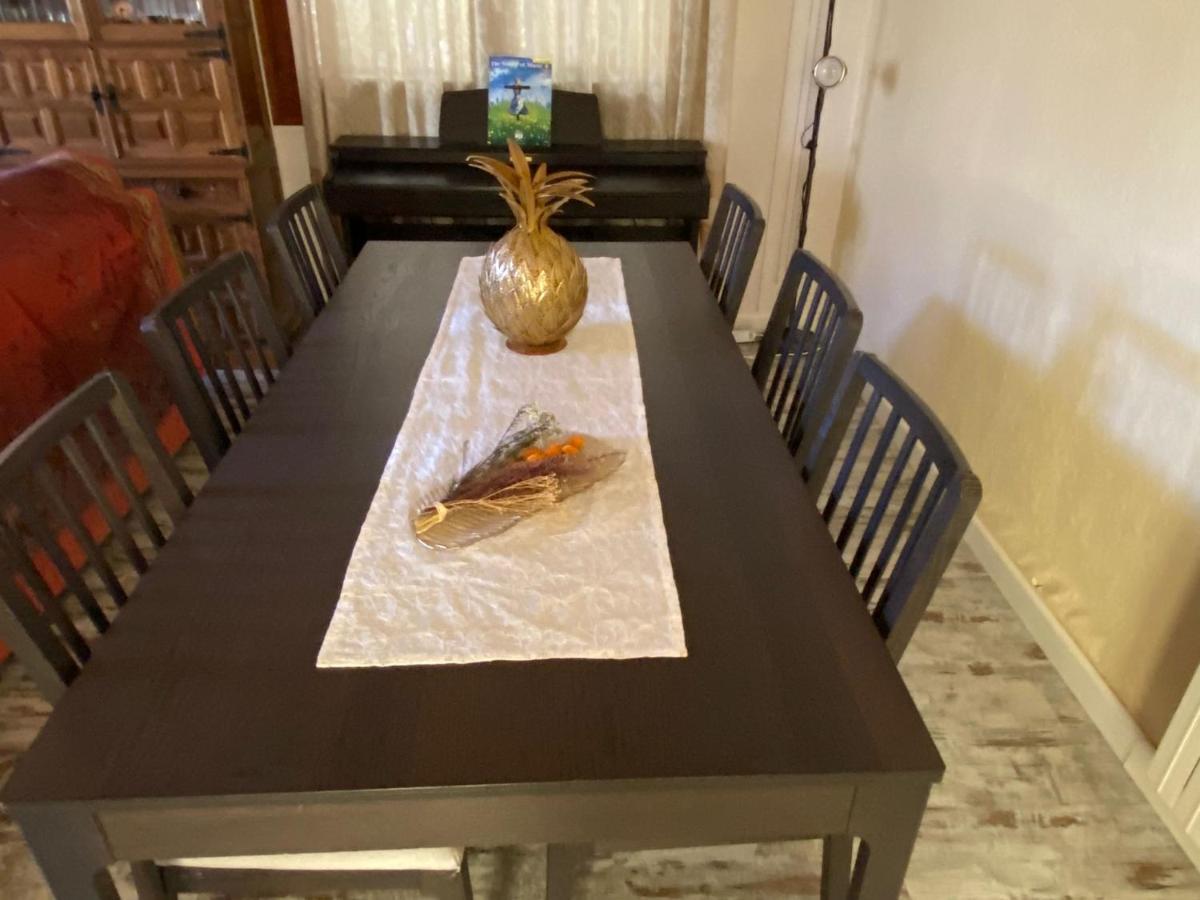 Casa Acogedora Familiar Con Piscina Pallejá מראה חיצוני תמונה