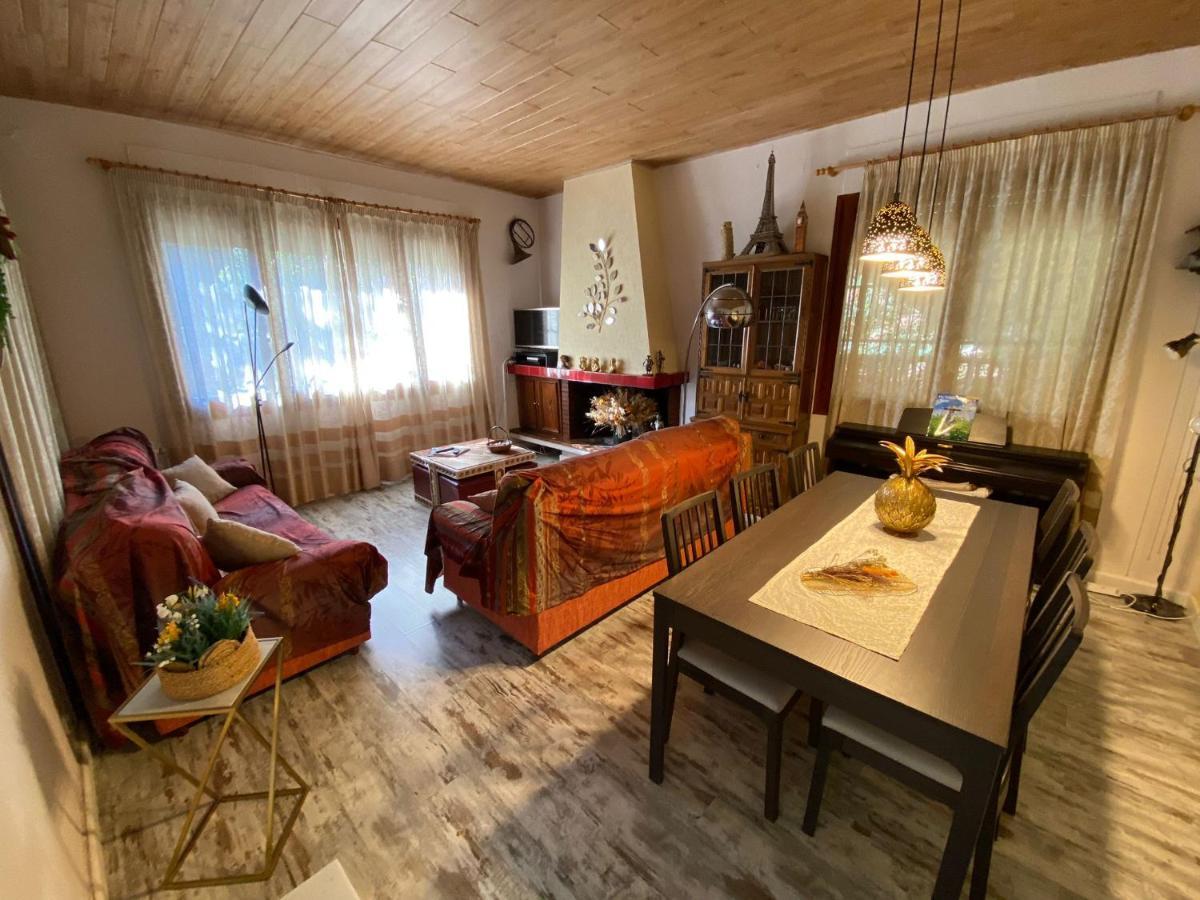Casa Acogedora Familiar Con Piscina Pallejá מראה חיצוני תמונה